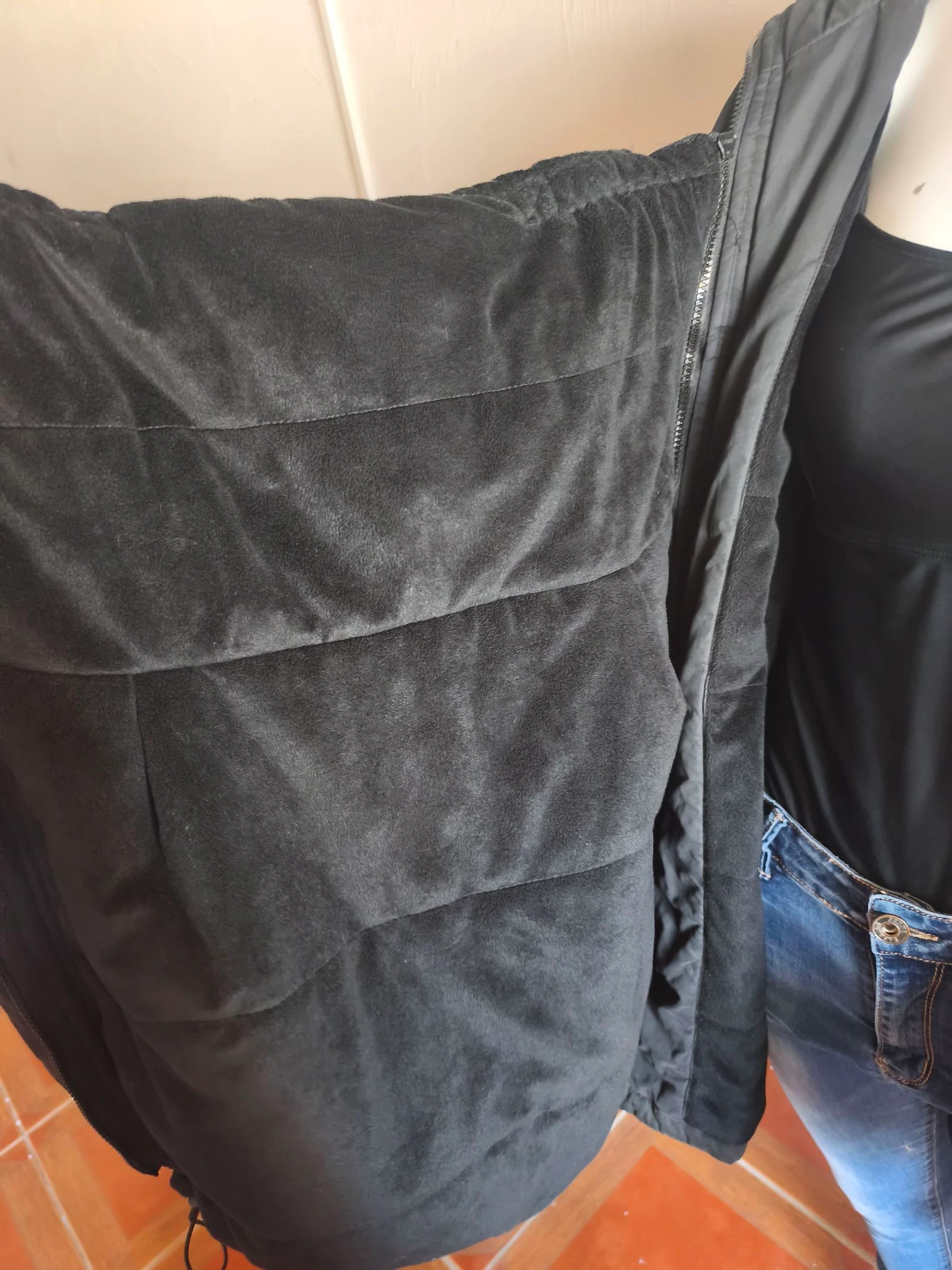 Parka évolutive de grossesse et de portage Vertbaudet – Noire – photo 5